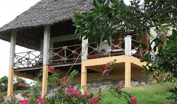 Tijara Beach Hotel Mombasa Bagian luar foto